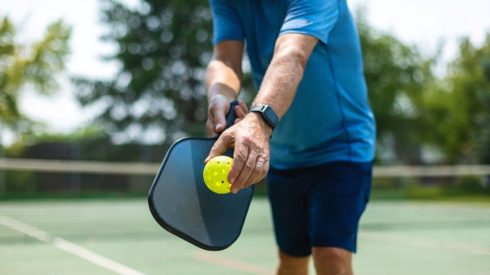 What is a Legal Pickleball Serve?