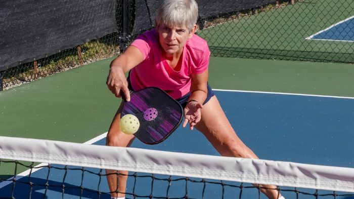 How to Hit a Backhand Serve in Pickleball